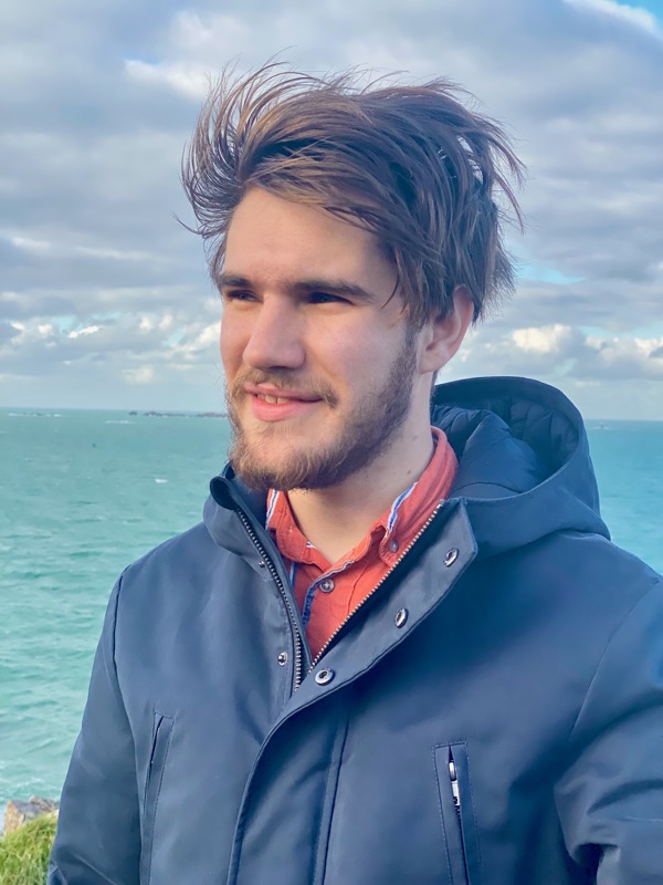 Profile picture of Luc Pommeret, graduate student in Machine Learning and Logic